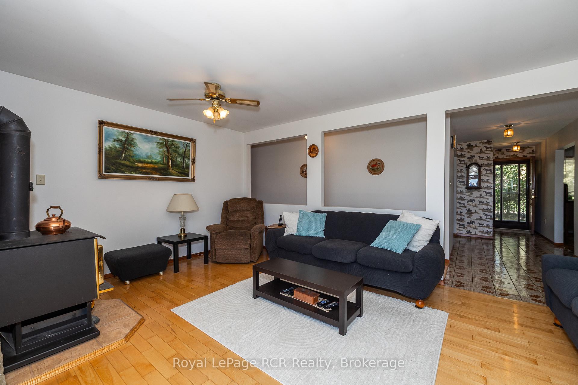Photo 18 of 260456 Sideroad 200, Grey Highlands — HOMEH