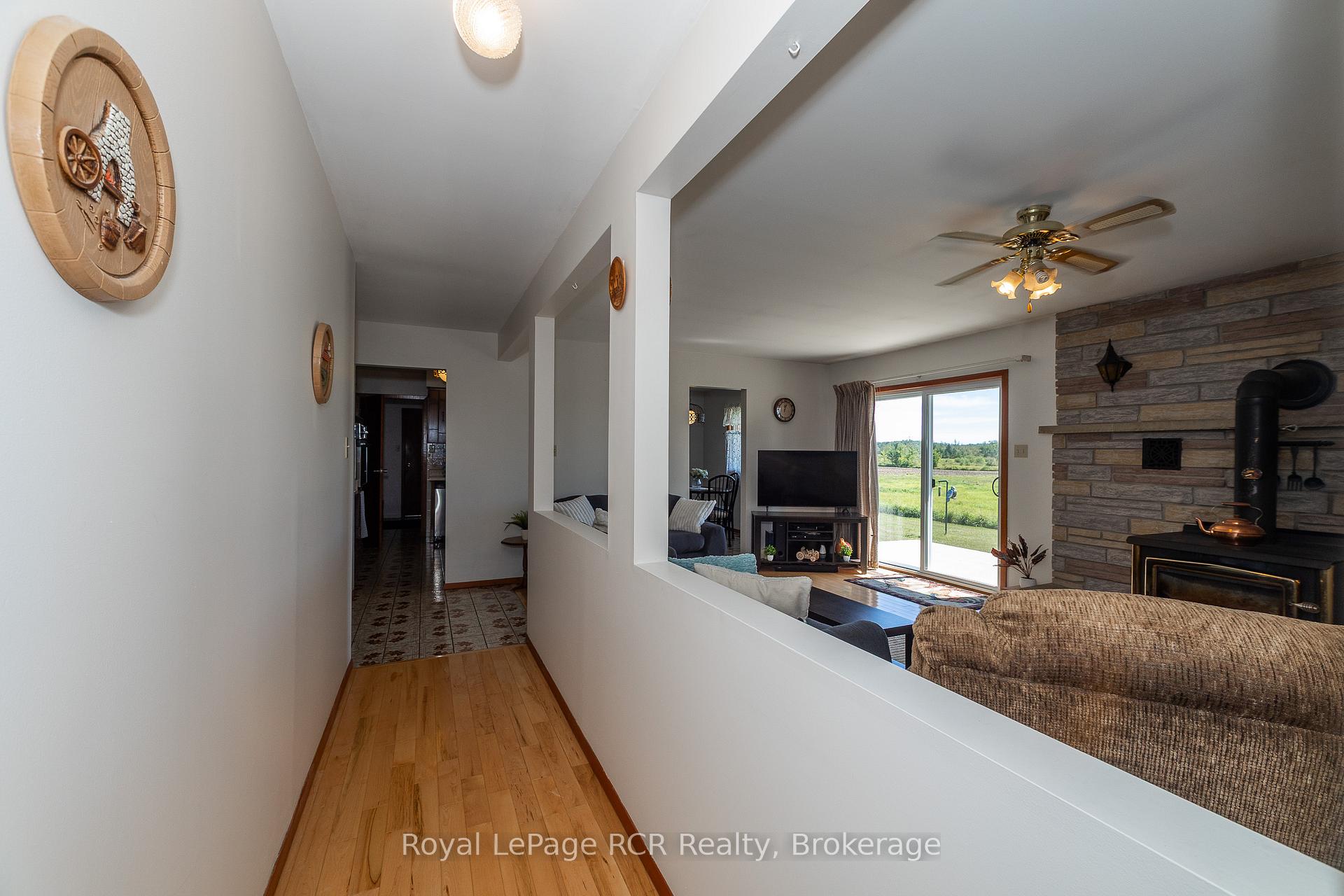 Photo 20 of 260456 Sideroad 200, Grey Highlands — HOMEH