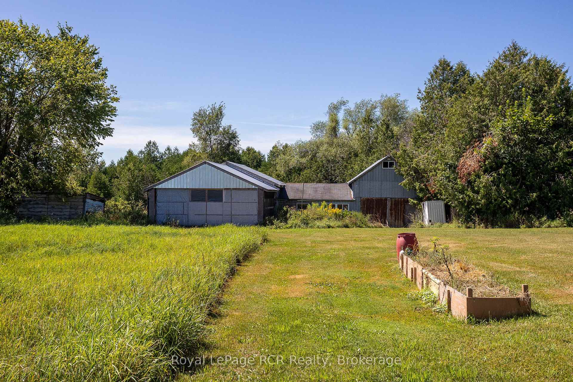 Photo 42 of 260456 Sideroad 200, Grey Highlands — HOMEH