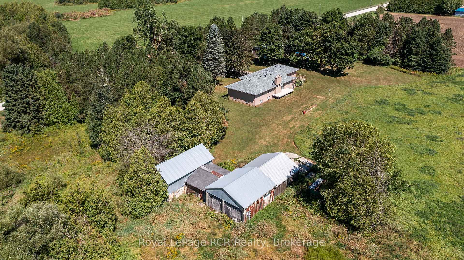 Photo 49 of 260456 Sideroad 200, Grey Highlands — HOMEH