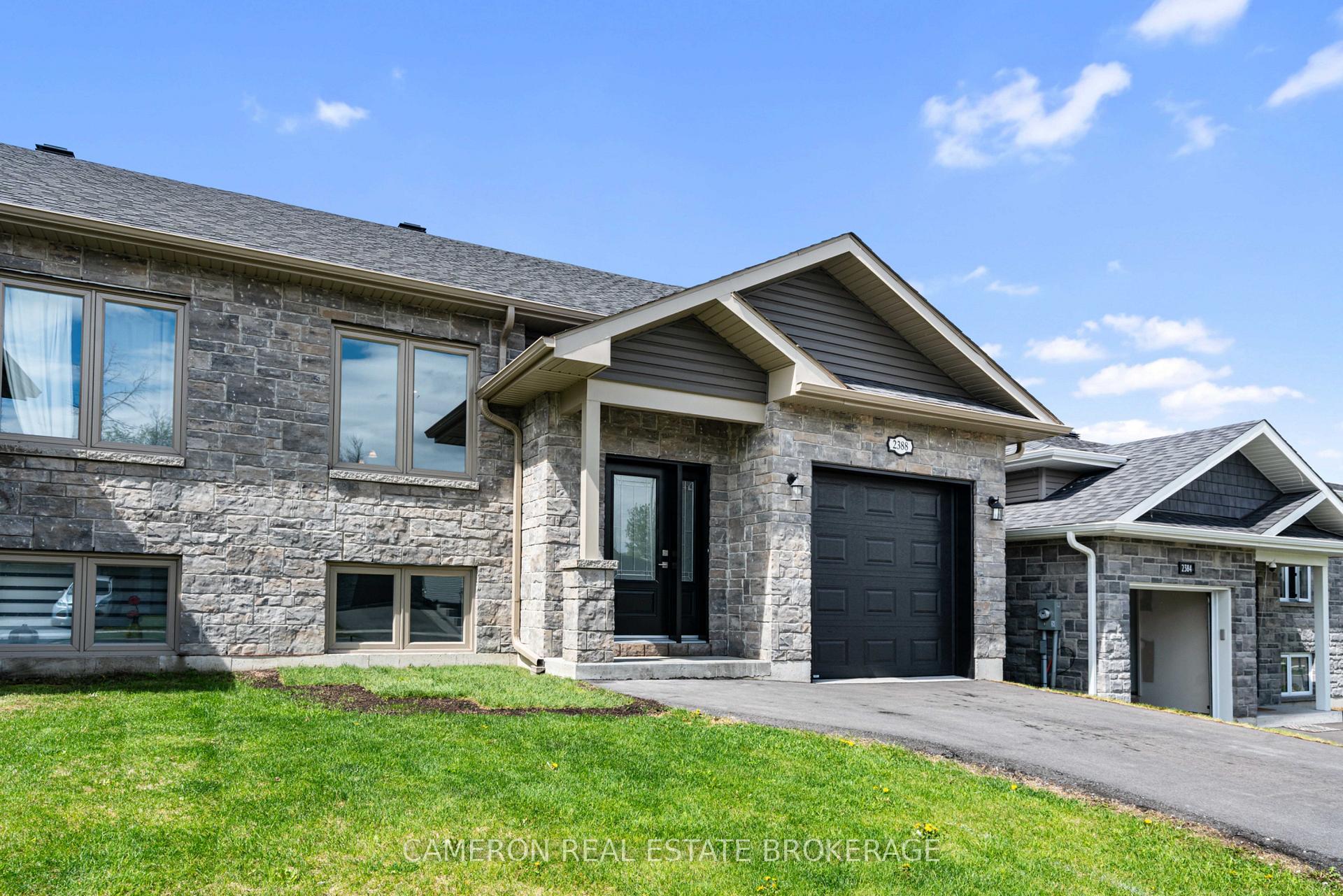 Photo 3 of 2388 Watson Crescent, Cornwall — HOMEH
