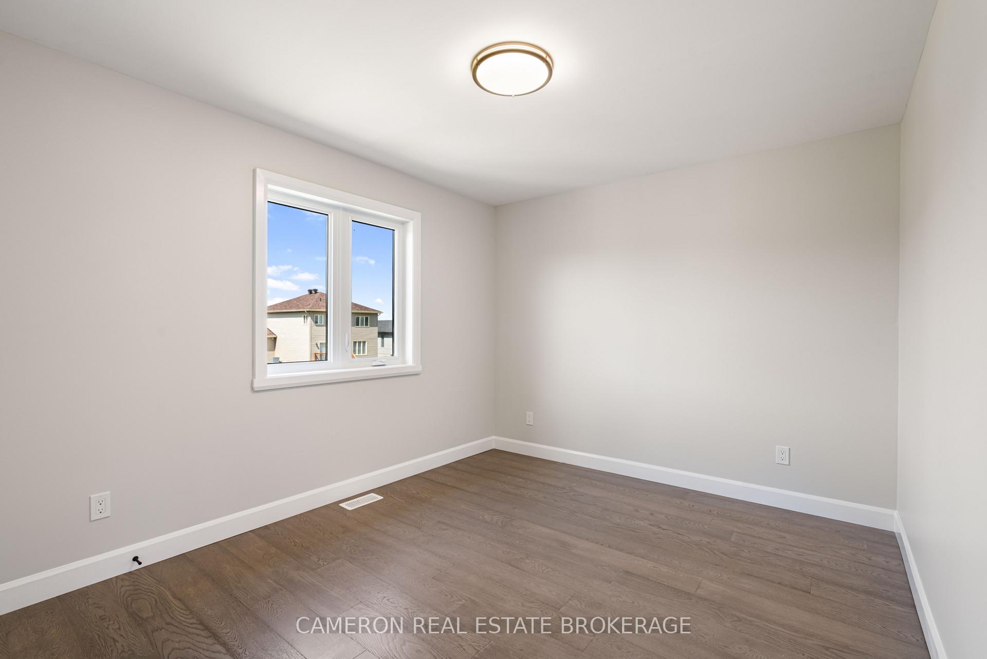 Photo 15 of 2388 Watson Crescent, Cornwall — HOMEH