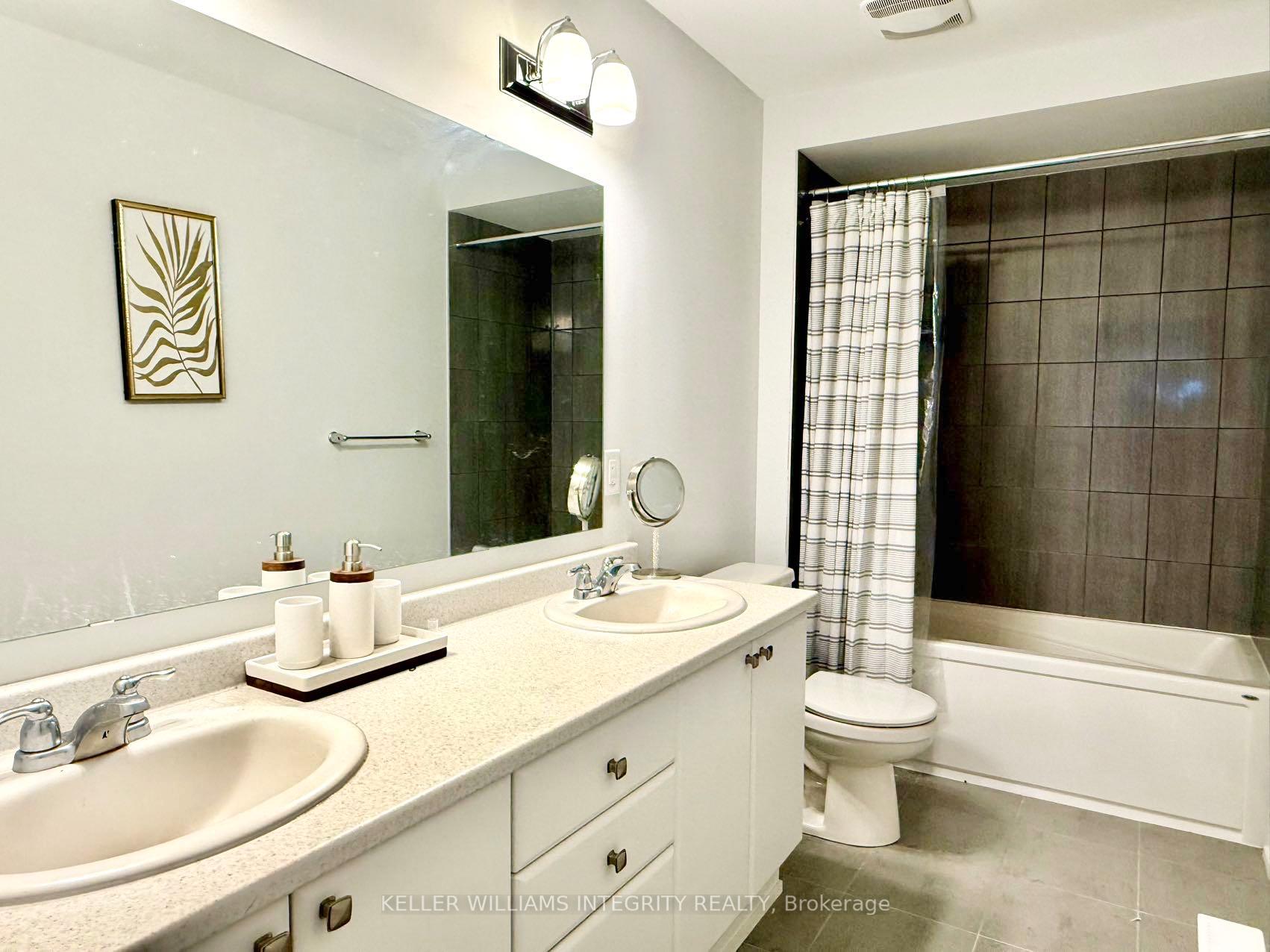 Photo 21 of 237 ANYOLITE Private, Ottawa, Barrhaven - Heritage Park — HOMEH