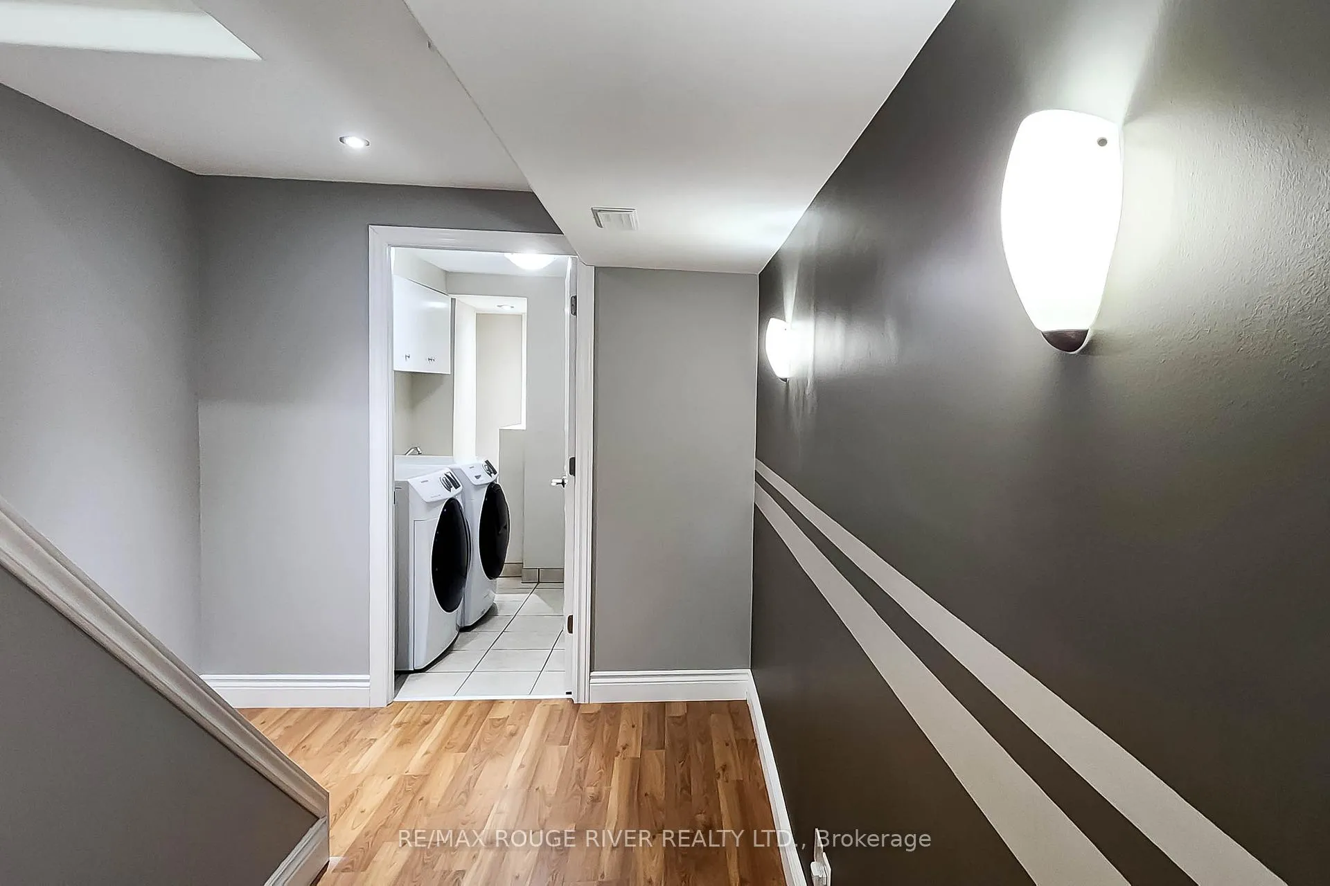 Photo 27 of 74 Meadow Wood Crescent, Hamilton, Stoney Creek Mountain — HOMEH