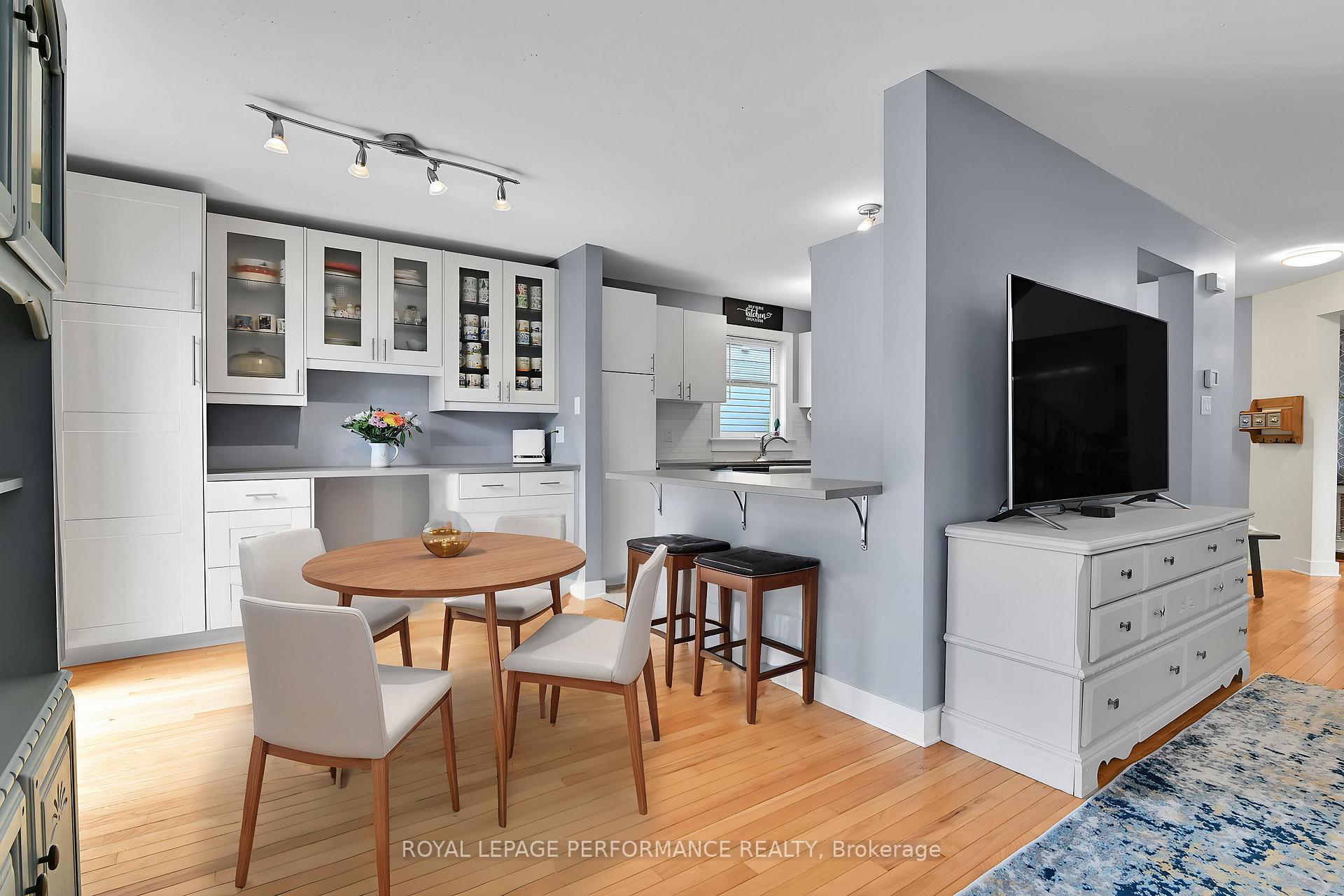 Photo 8 of 81 Armagh Way, Ottawa, Barrhaven - Longfields — HOMEH