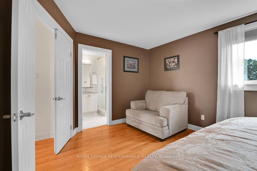Photo 14 of 81 Armagh Way, Ottawa, Barrhaven - Longfields — HOMEH