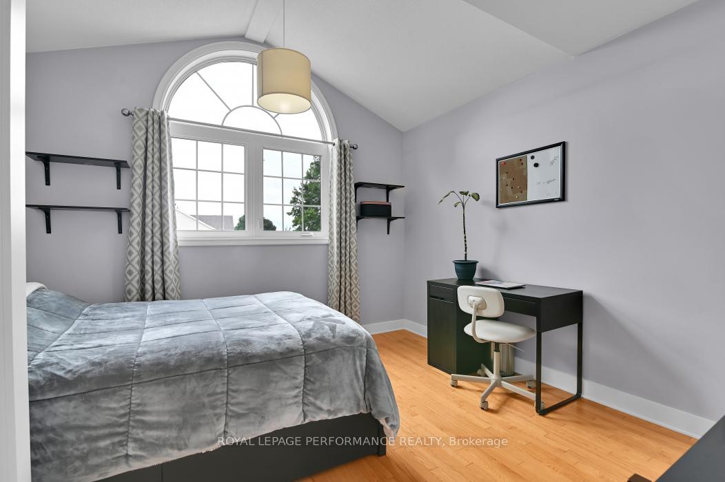 Photo 16 of 81 Armagh Way, Ottawa, Barrhaven - Longfields — HOMEH