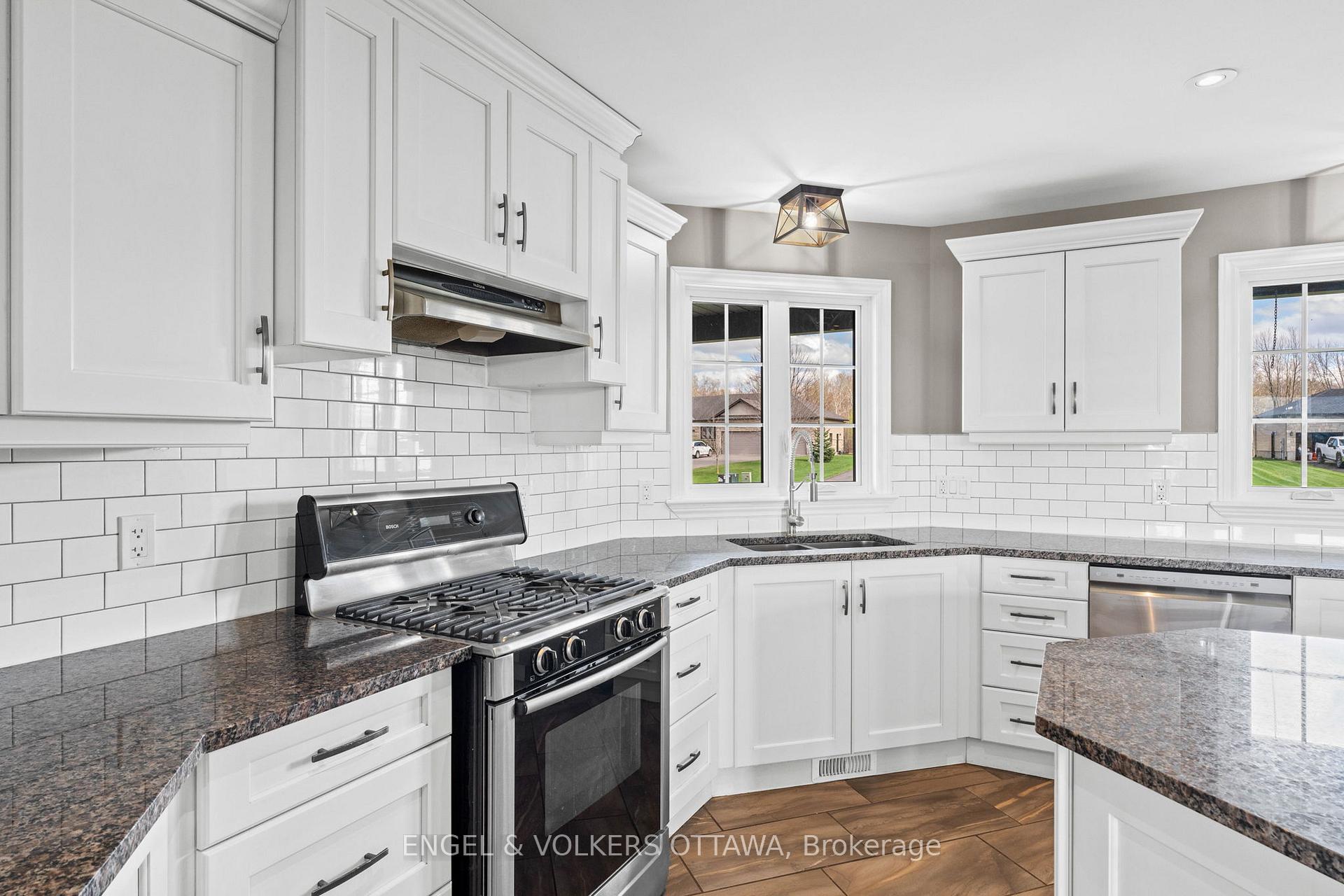 Photo 7 of 5567 Lombardy Drive, Ottawa, Osgoode — HOMEH