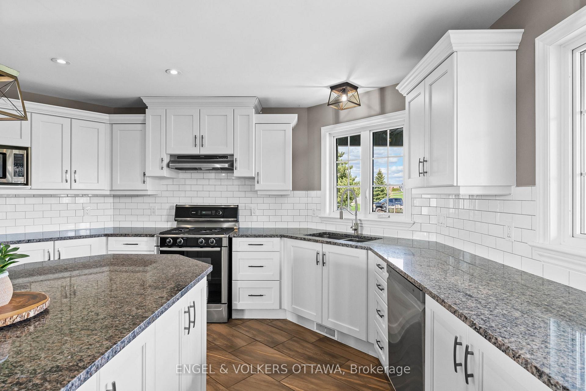 Photo 9 of 5567 Lombardy Drive, Ottawa, Osgoode — HOMEH