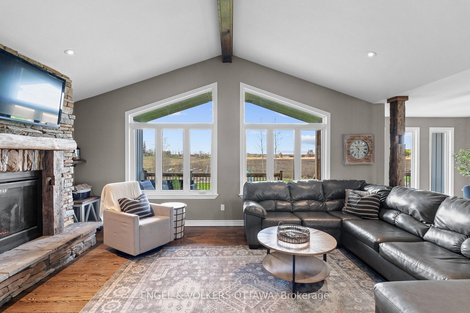 Photo 17 of 5567 Lombardy Drive, Ottawa, Osgoode — HOMEH