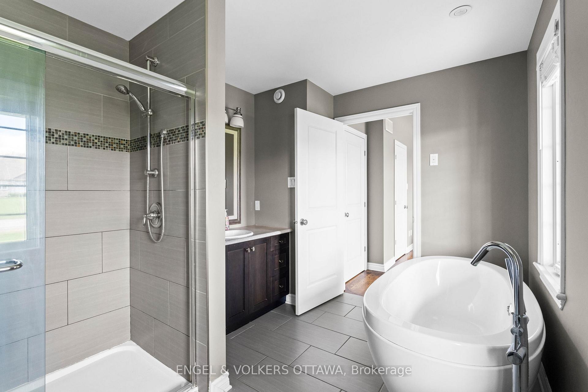 Photo 23 of 5567 Lombardy Drive, Ottawa, Osgoode — HOMEH