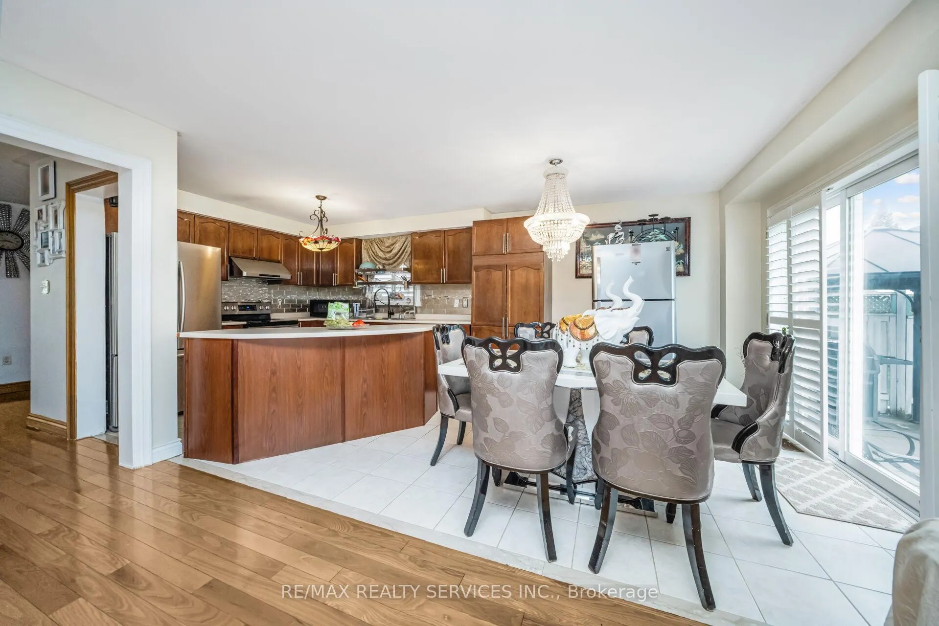Photo 22 of 12 Roadmaster Lane, Brampton, Fletcher's Meadow — HOMEH