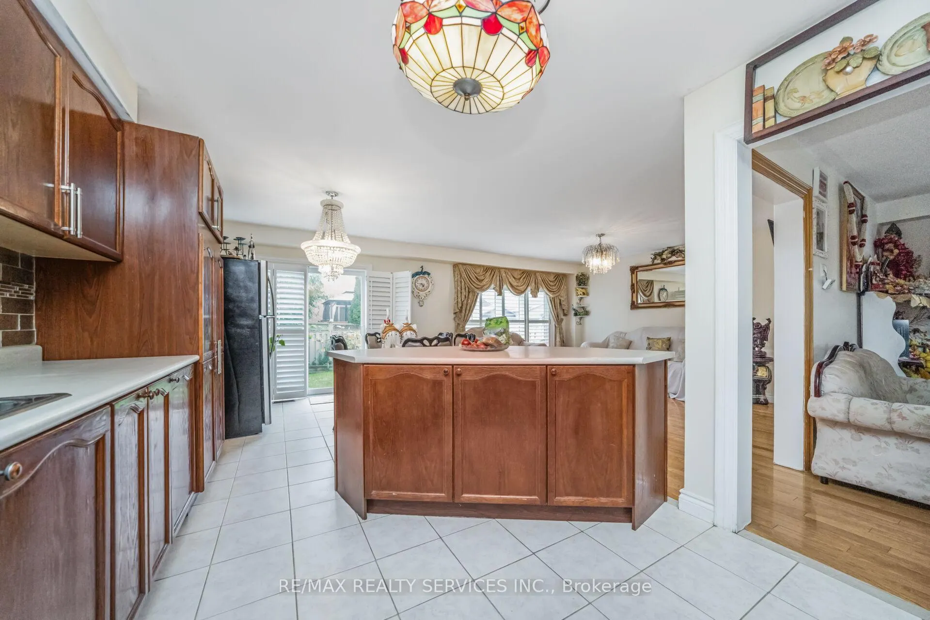 Photo 36 of 12 Roadmaster Lane, Brampton, Fletcher's Meadow — HOMEH