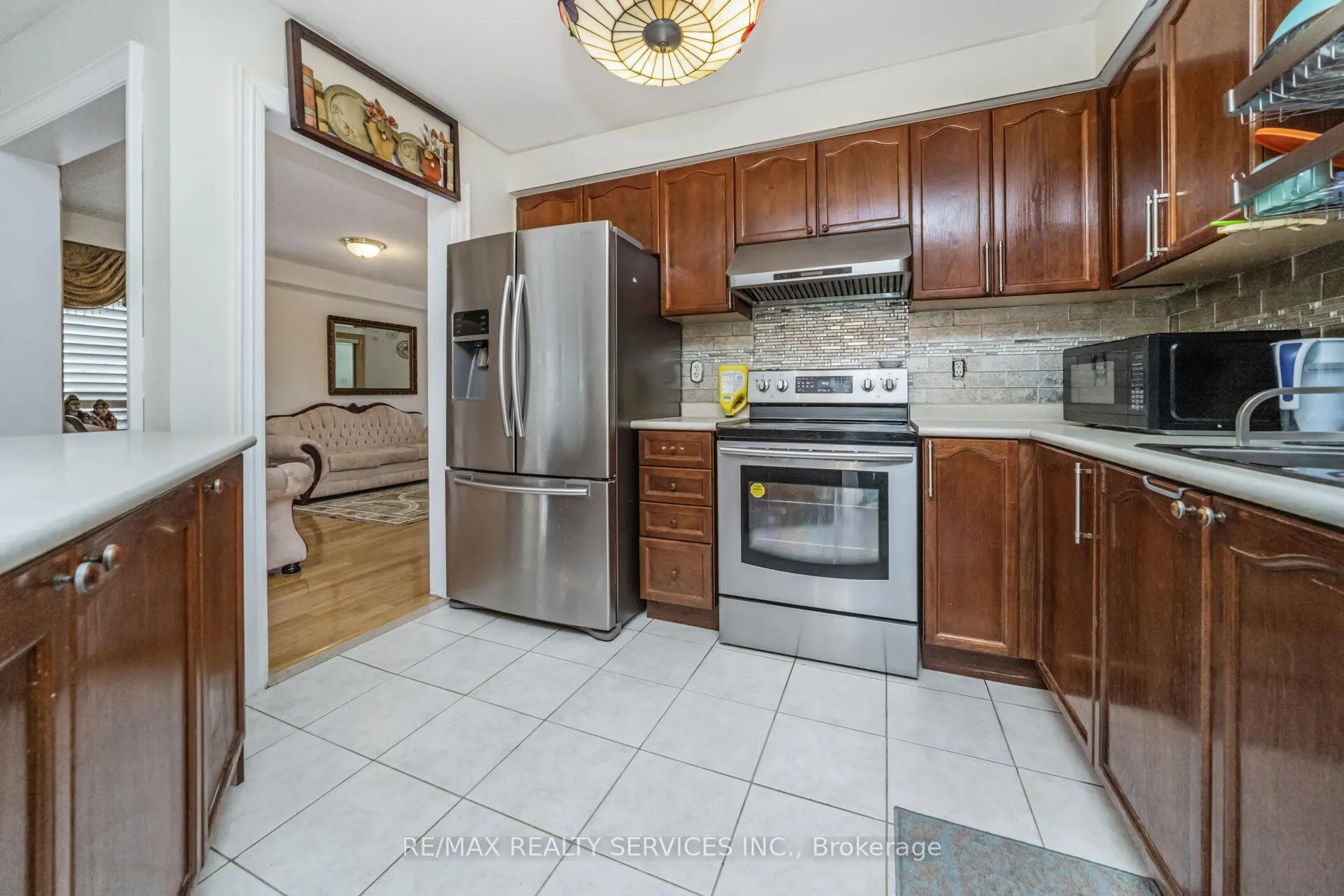 Photo 38 of 12 Roadmaster Lane, Brampton, Fletcher's Meadow — HOMEH