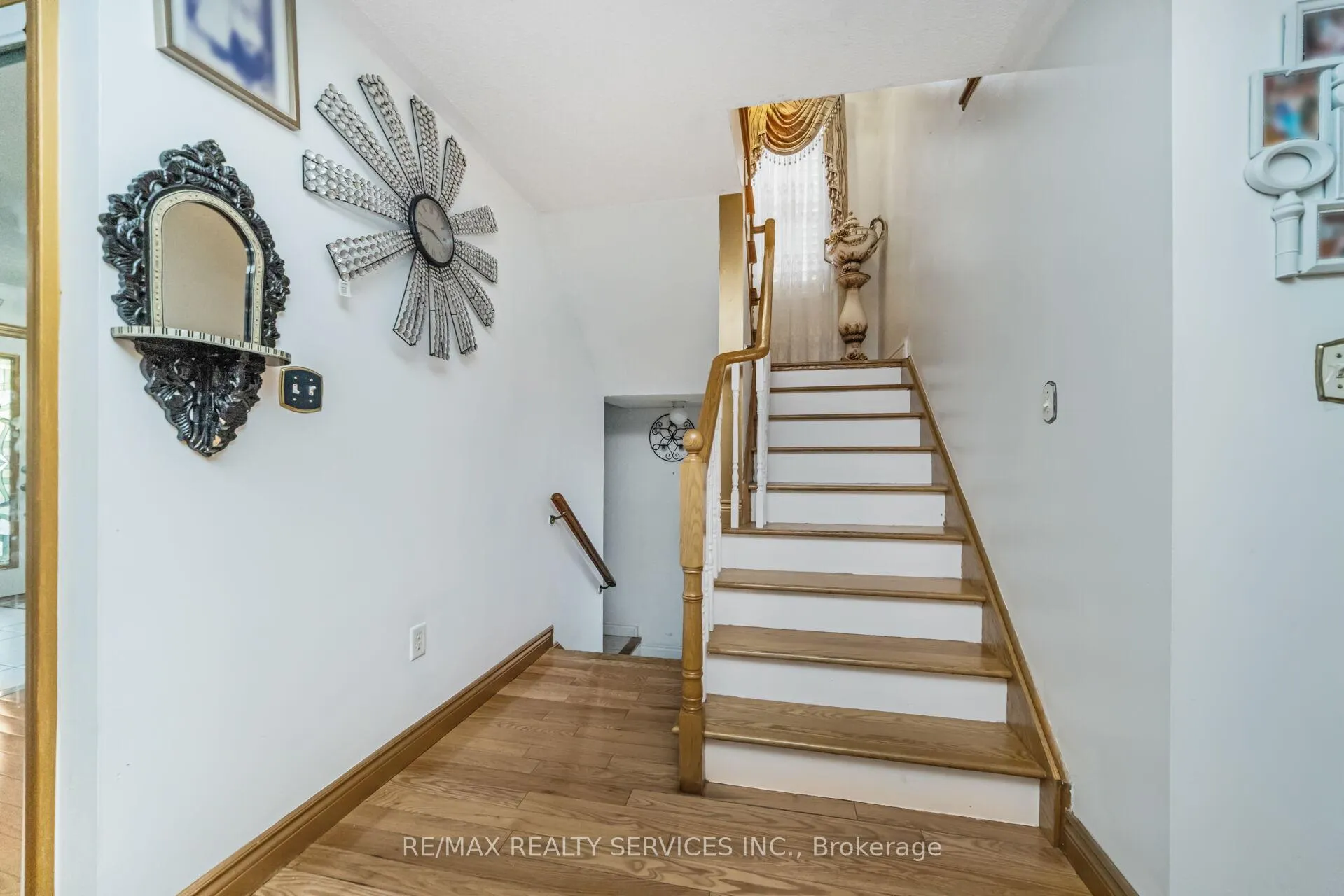 Photo 43 of 12 Roadmaster Lane, Brampton, Fletcher's Meadow — HOMEH