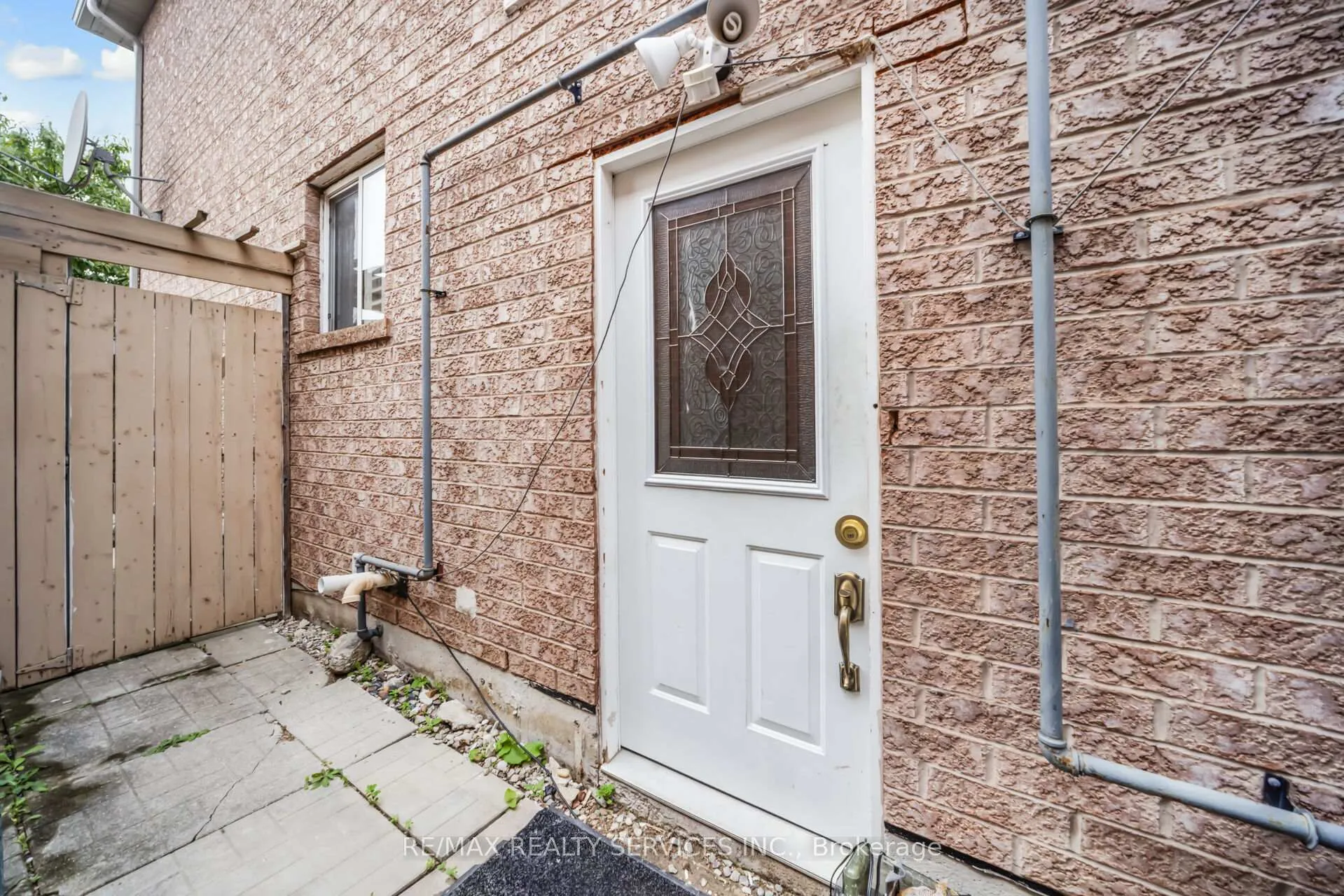 Photo 99 of 12 Roadmaster Lane, Brampton, Fletcher's Meadow — HOMEH