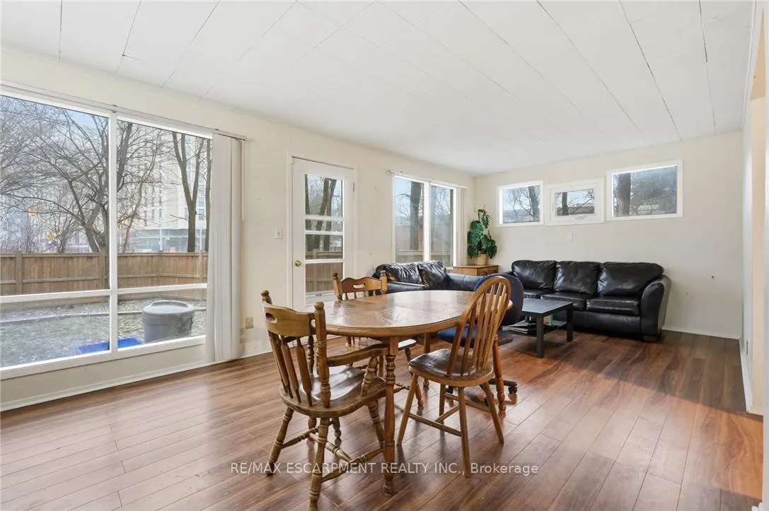 Photo 16 of 2 Gary Avenue, Hamilton, Ainslie Wood — HOMEH