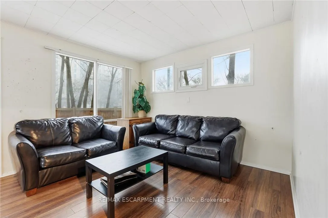 Photo 23 of 2 Gary Avenue, Hamilton, Ainslie Wood — HOMEH