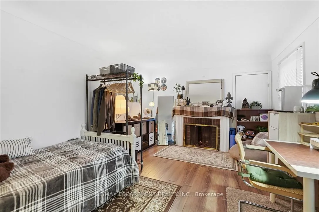 Photo 33 of 2 Gary Avenue, Hamilton, Ainslie Wood — HOMEH