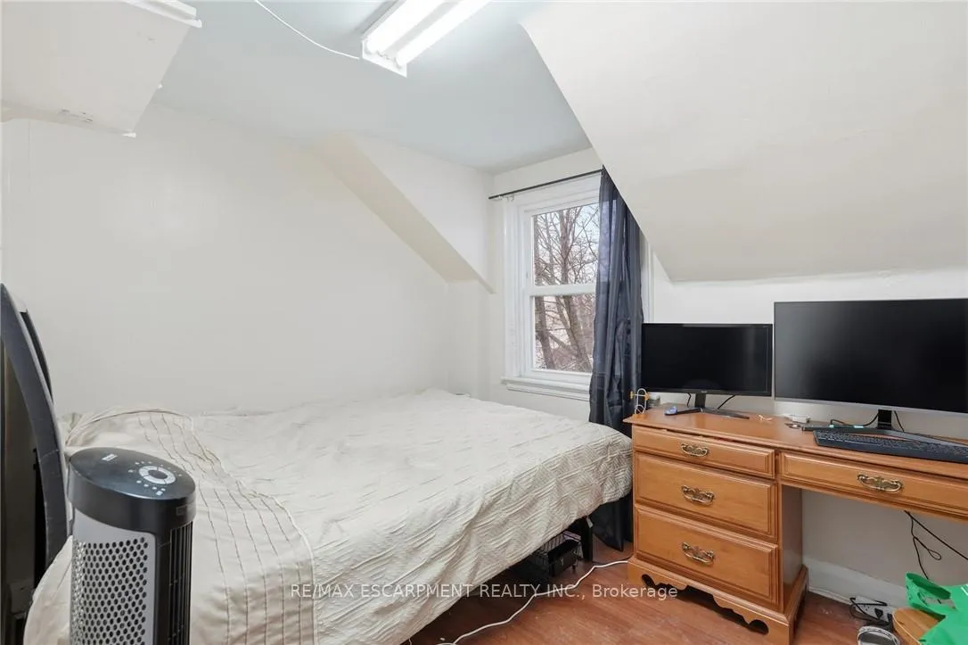 Photo 62 of 2 Gary Avenue, Hamilton, Ainslie Wood — HOMEH