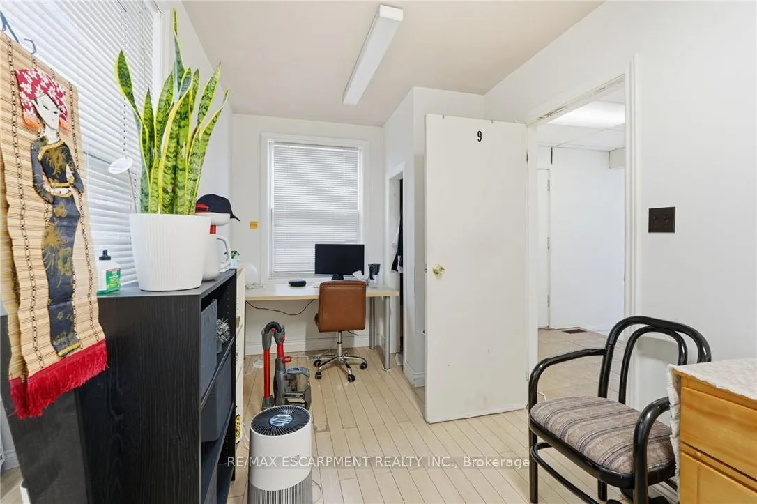 Photo 126 of 2 Gary Avenue, Hamilton, Ainslie Wood — HOMEH