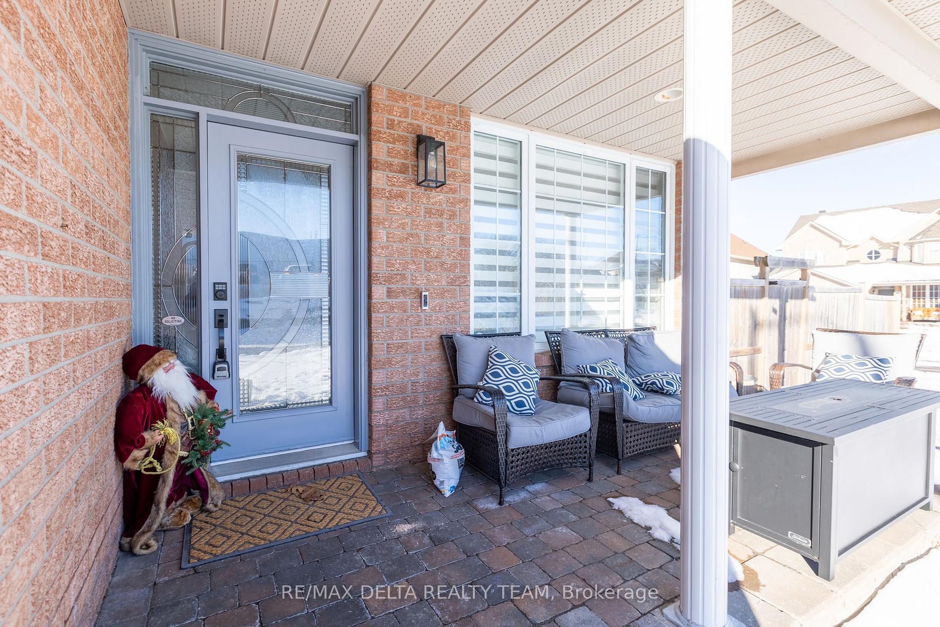 Photo 5 of 2845 Hank Rivers Drive, Ottawa, Upper Hunt Club — HOMEH
