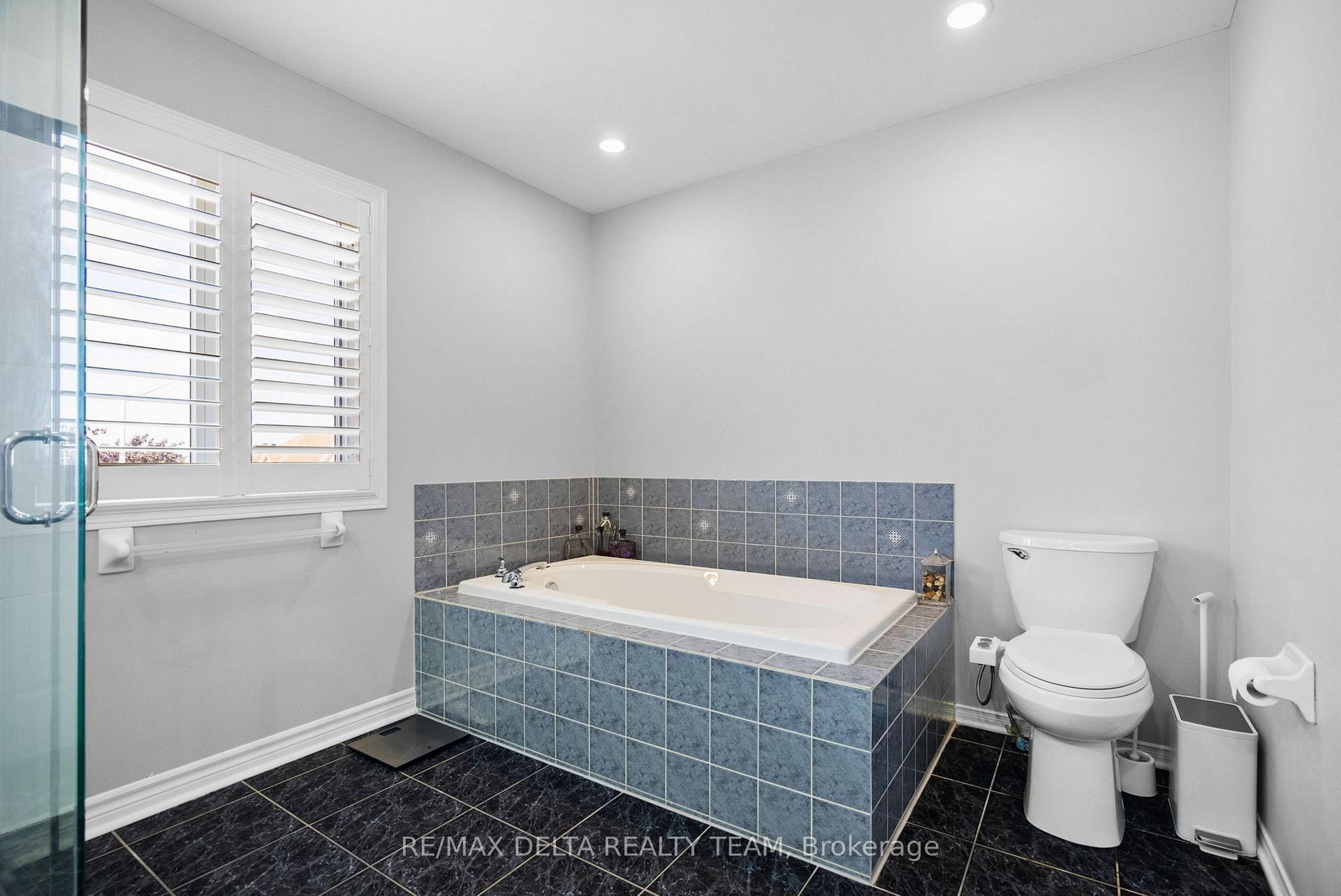 Photo 23 of 2845 Hank Rivers Drive, Ottawa, Upper Hunt Club — HOMEH