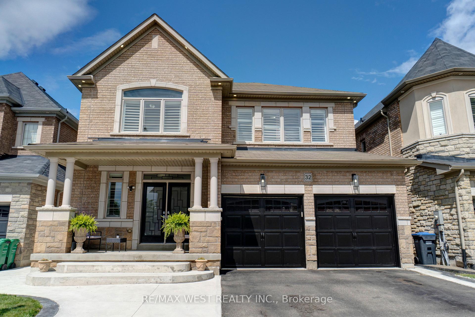 Front of 32 Brookwater Crescent