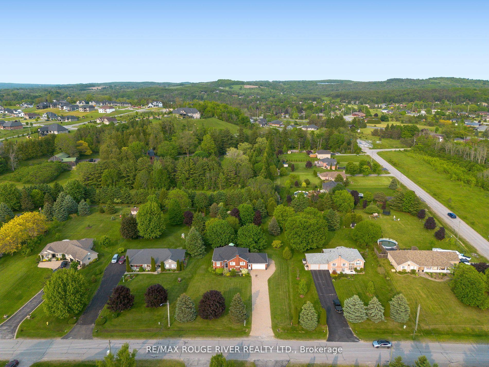 Photo 6 of 14 Deerfield Drive, Hamilton Township, Baltimore — HOMEH