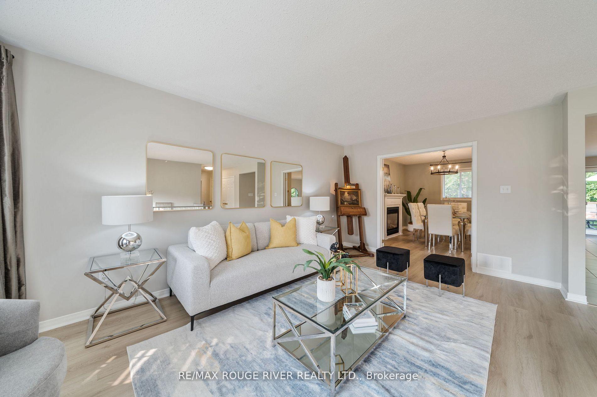 Photo 11 of 14 Deerfield Drive, Hamilton Township, Baltimore — HOMEH