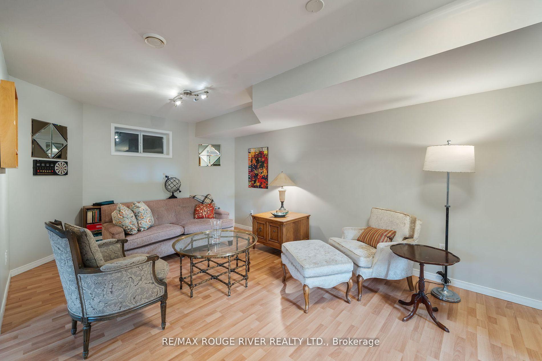Photo 25 of 14 Deerfield Drive, Hamilton Township, Baltimore — HOMEH