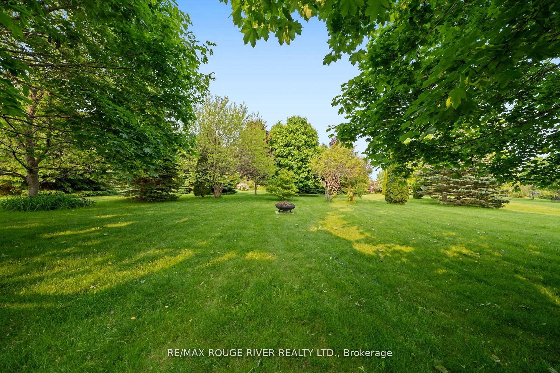 Photo 35 of 14 Deerfield Drive, Hamilton Township, Baltimore — HOMEH