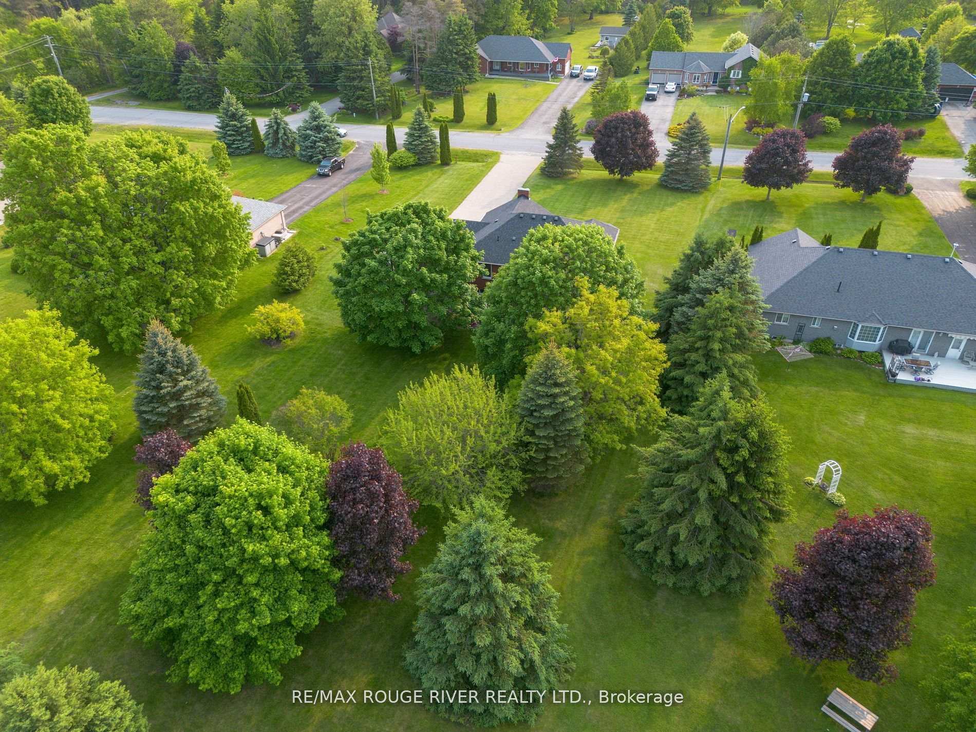 Photo 41 of 14 Deerfield Drive, Hamilton Township, Baltimore — HOMEH