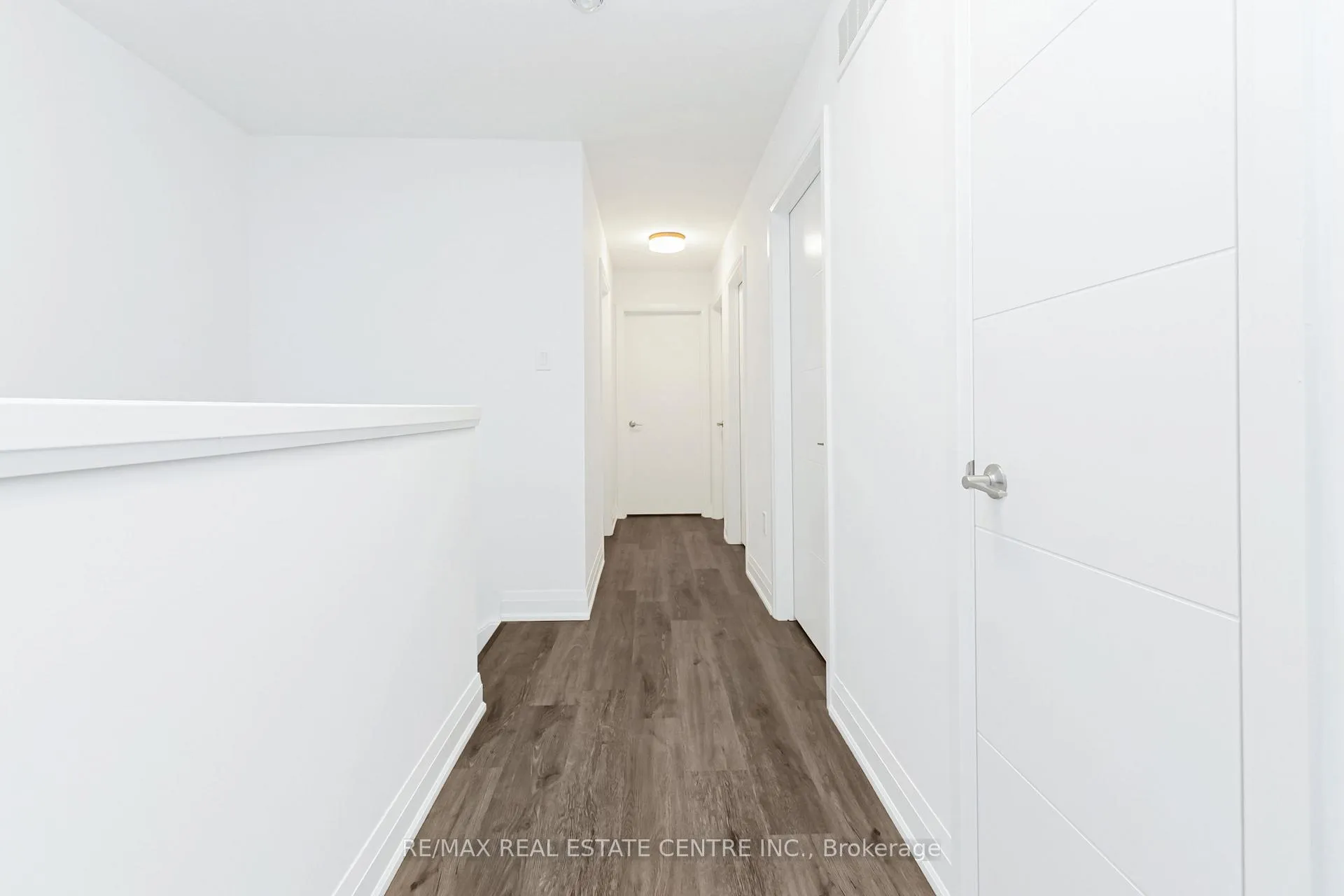 Photo 52 of 33 Steele Crescent, Guelph, St. Patrick's Ward — HOMEH