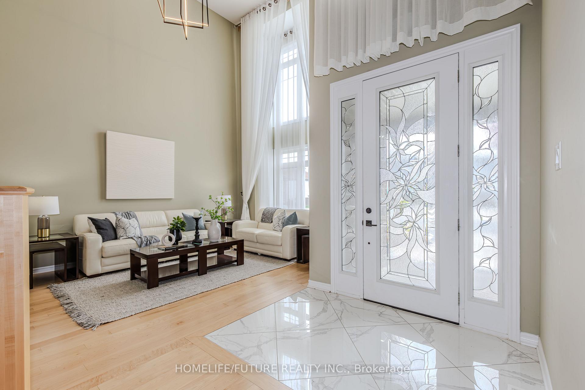 Photo 3 of 100 Dun Skipper Drive, Ottawa, Blossom Park/Kemp Park/Findlay Creek — HOMEH