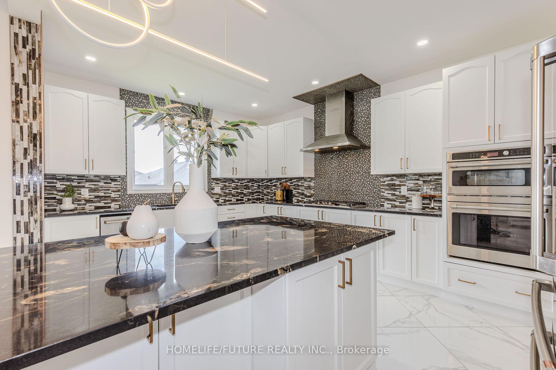 Photo 10 of 100 Dun Skipper Drive, Ottawa, Blossom Park/Kemp Park/Findlay Creek — HOMEH