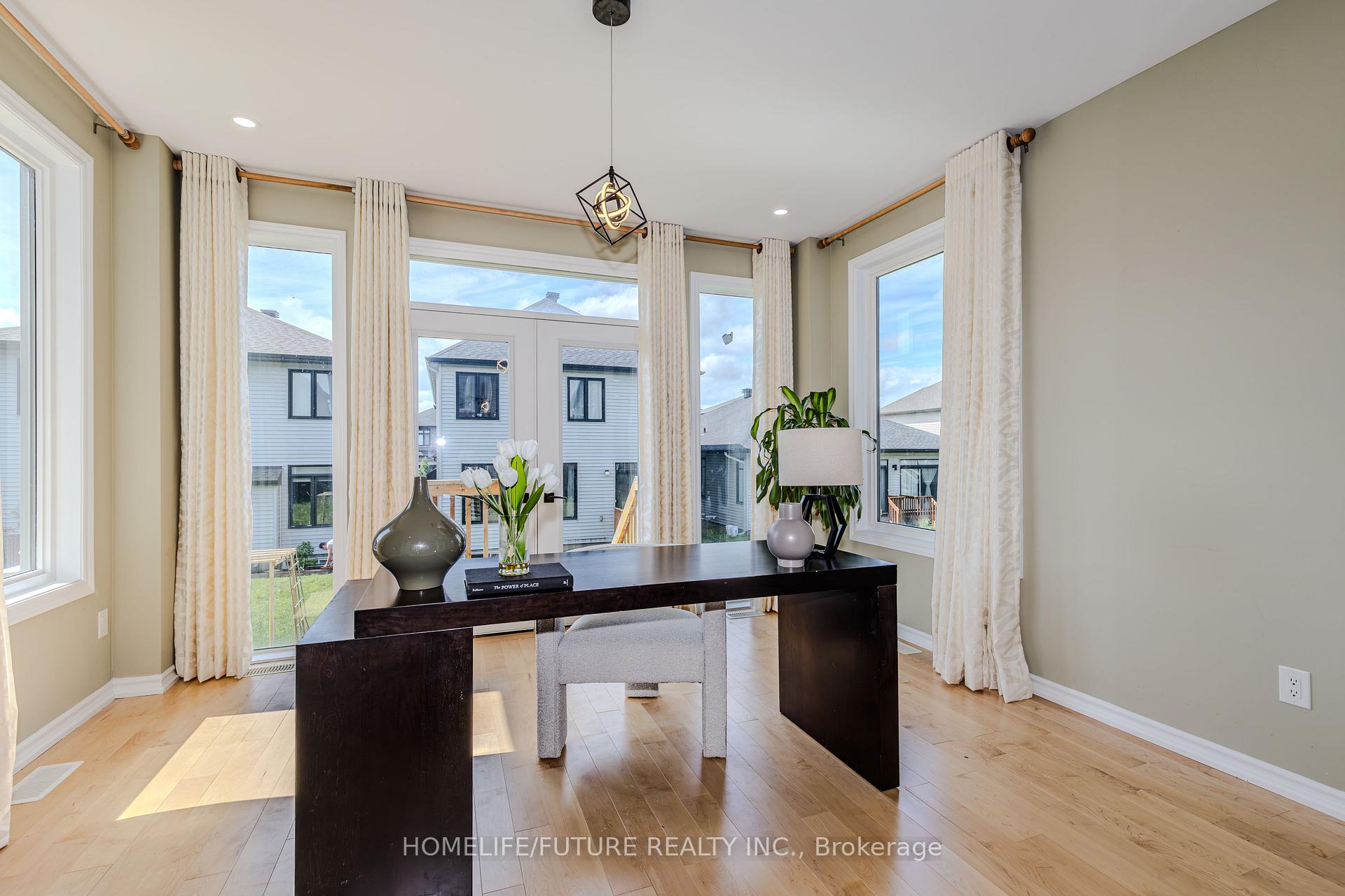 Photo 13 of 100 Dun Skipper Drive, Ottawa, Blossom Park/Kemp Park/Findlay Creek — HOMEH