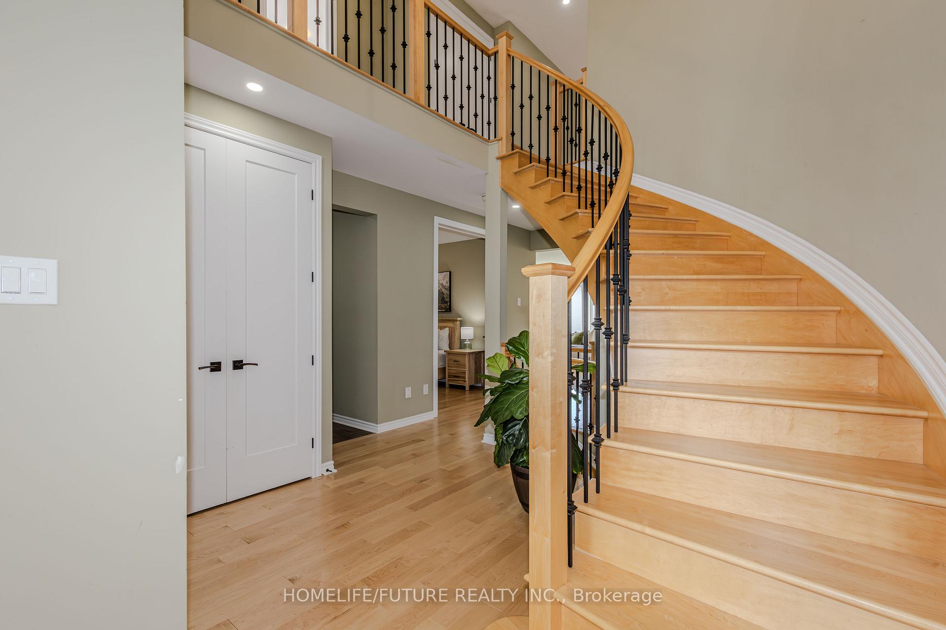 Photo 19 of 100 Dun Skipper Drive, Ottawa, Blossom Park/Kemp Park/Findlay Creek — HOMEH