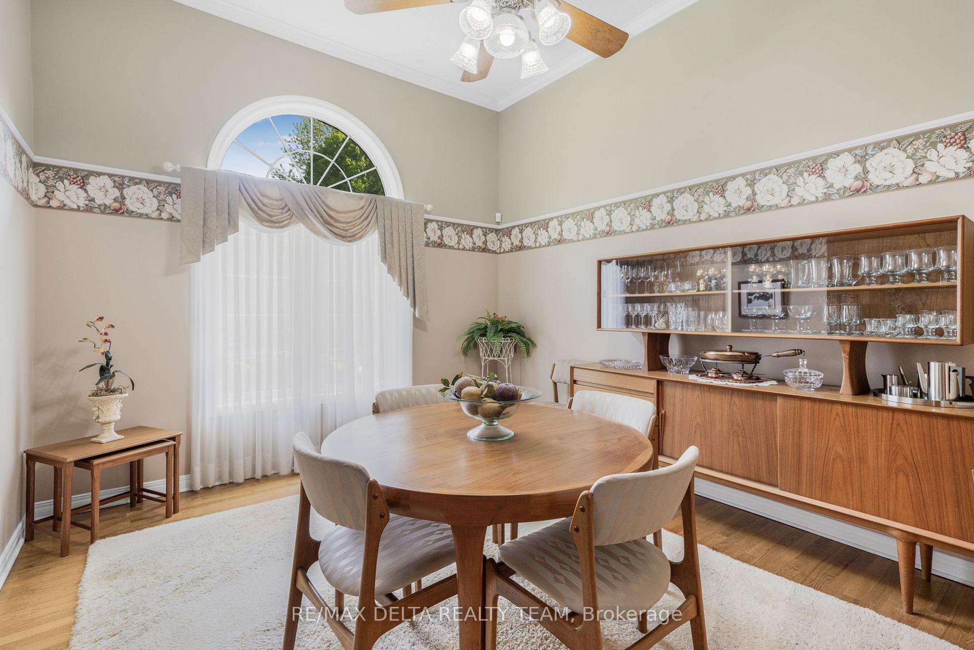 Photo 9 of 6316 Elkwood Drive, Ottawa, Greely — HOMEH