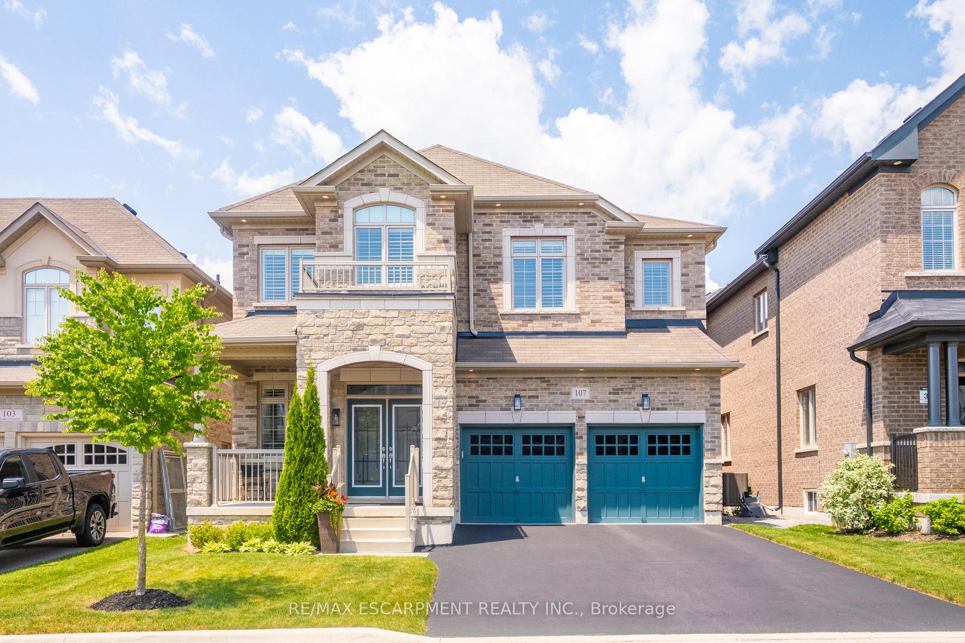 Front of 107 Avanti Crescent