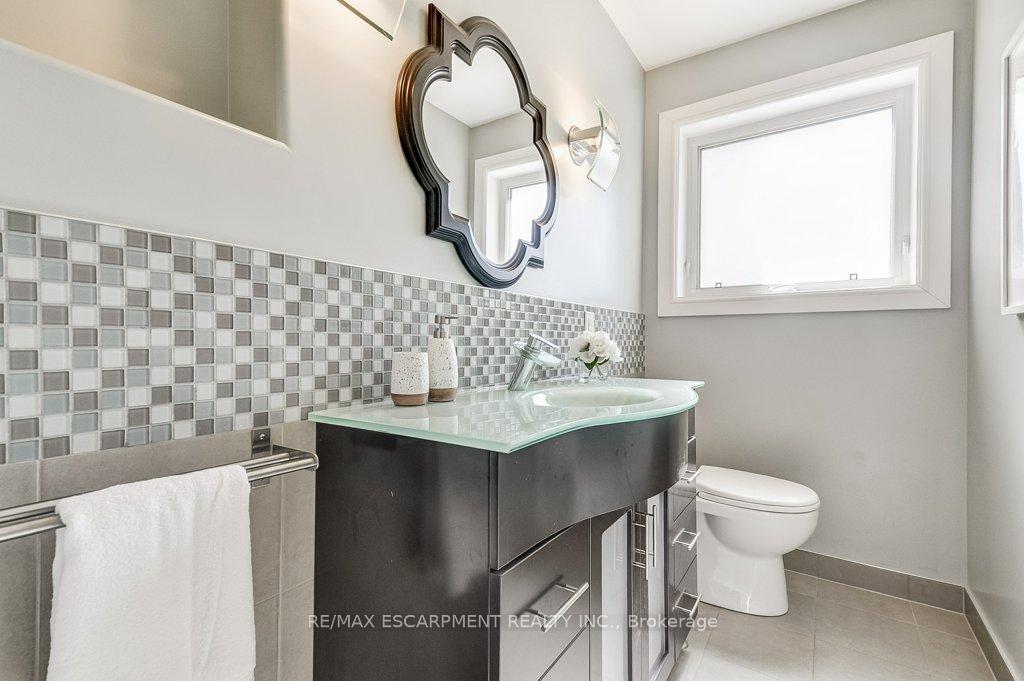 Photo 12 of 174 Foxbar Road, Burlington, Appleby — HOMEH