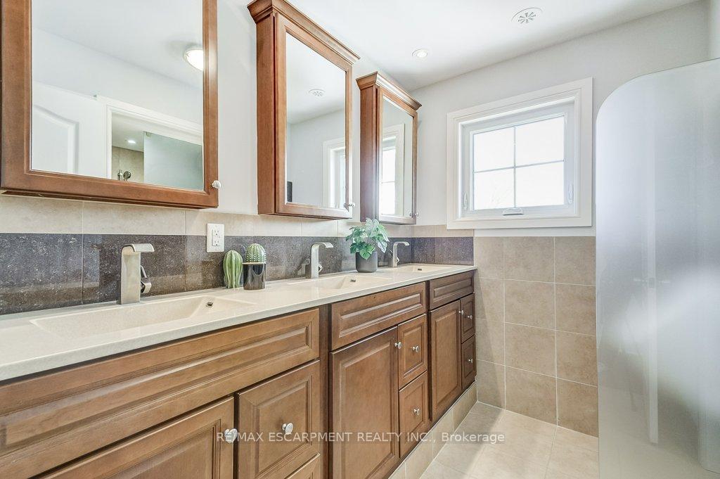 Photo 28 of 174 Foxbar Road, Burlington, Appleby — HOMEH