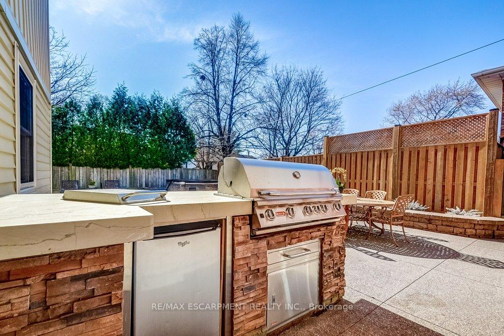 Photo 11 of 174 Foxbar Road, Burlington, Appleby — HOMEH