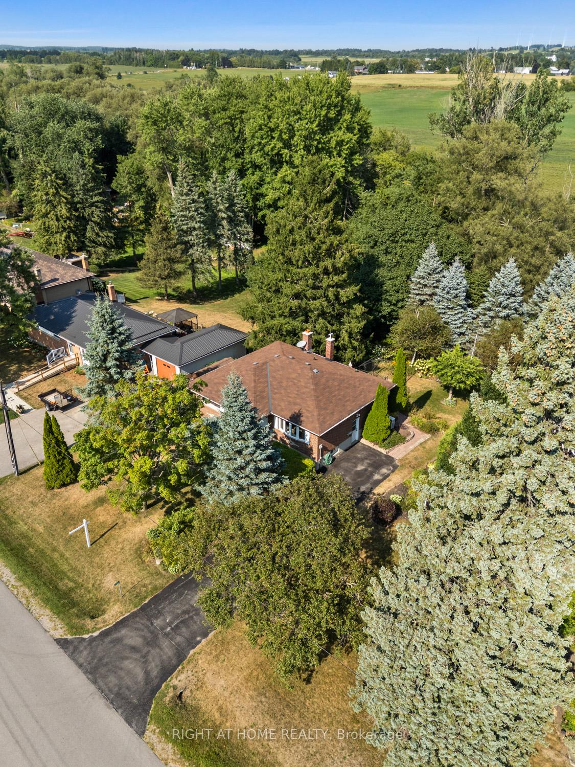 Photo 1 of 5741 Ochonski Road, Clarington, Rural Clarington — HOMEH