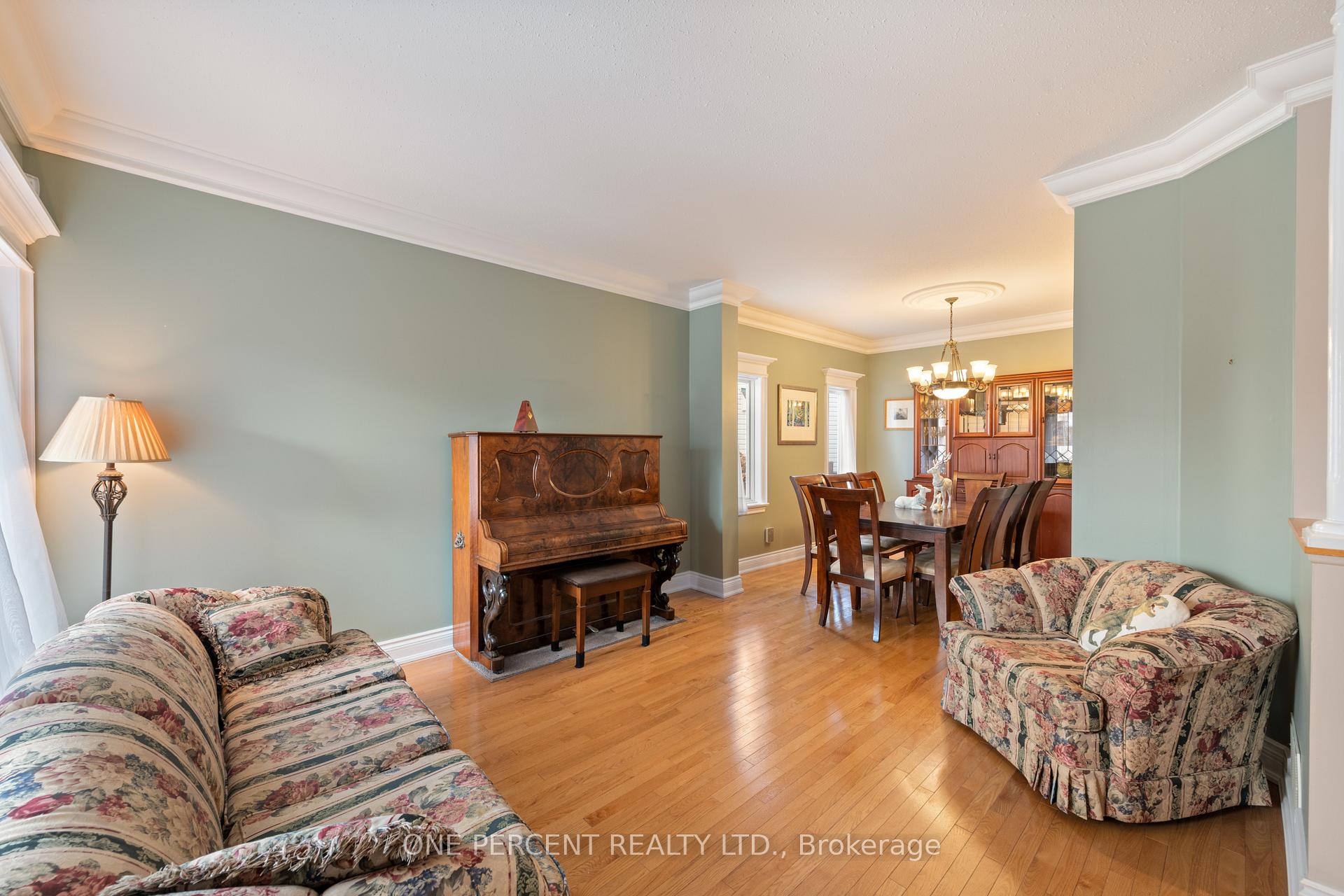 Photo 3 of 4157 Canyon Walk Drive, Ottawa, Riverside South/Gloucester Glen — HOMEH