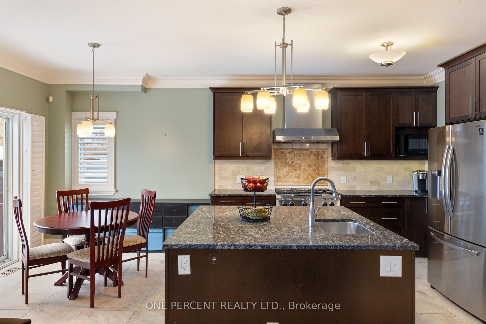 Photo 10 of 4157 Canyon Walk Drive, Ottawa, Riverside South/Gloucester Glen — HOMEH