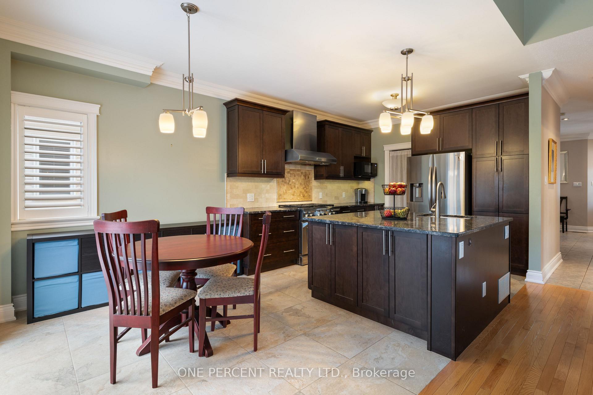 Photo 11 of 4157 Canyon Walk Drive, Ottawa, Riverside South/Gloucester Glen — HOMEH