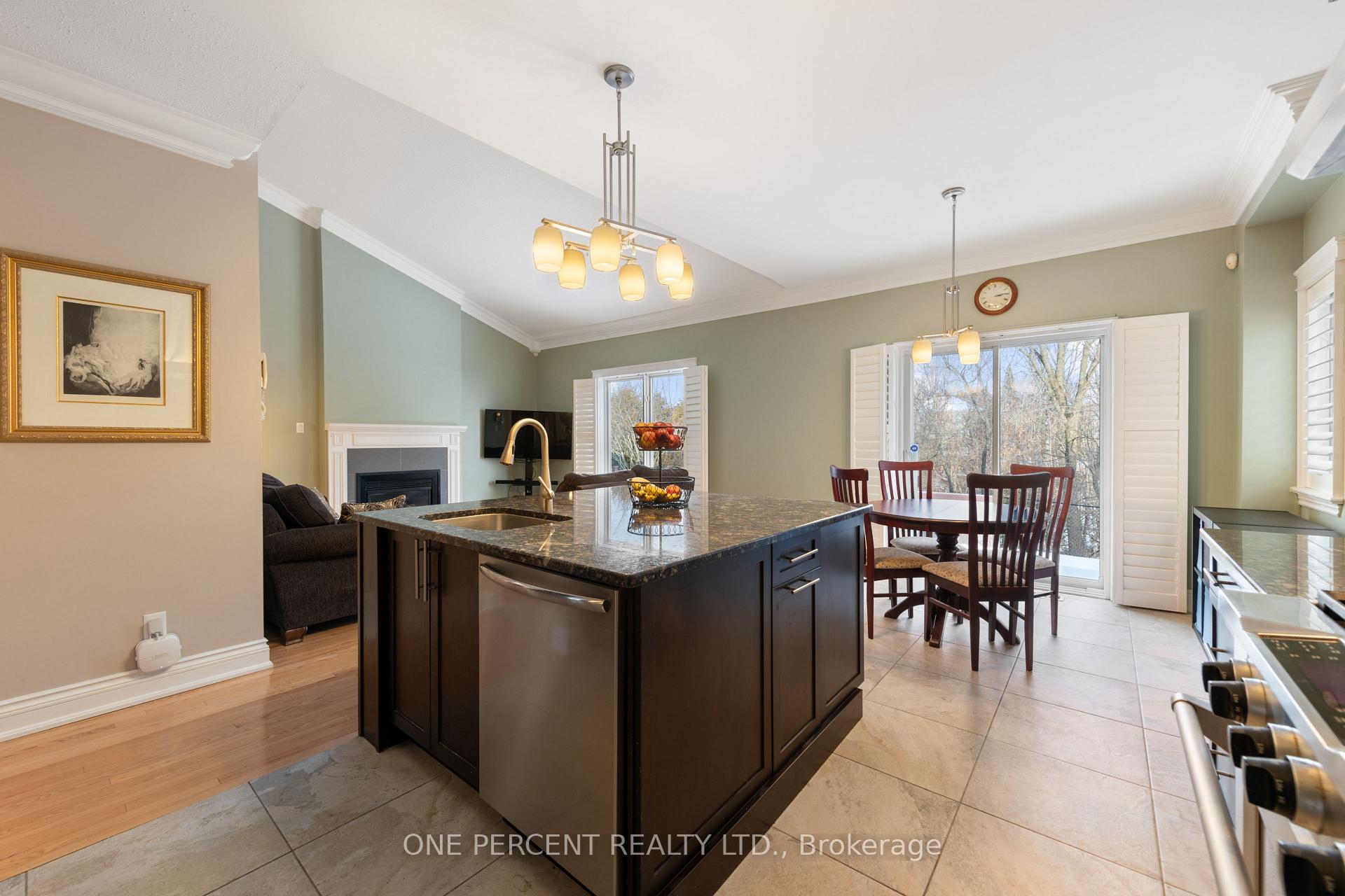 Photo 13 of 4157 Canyon Walk Drive, Ottawa, Riverside South/Gloucester Glen — HOMEH