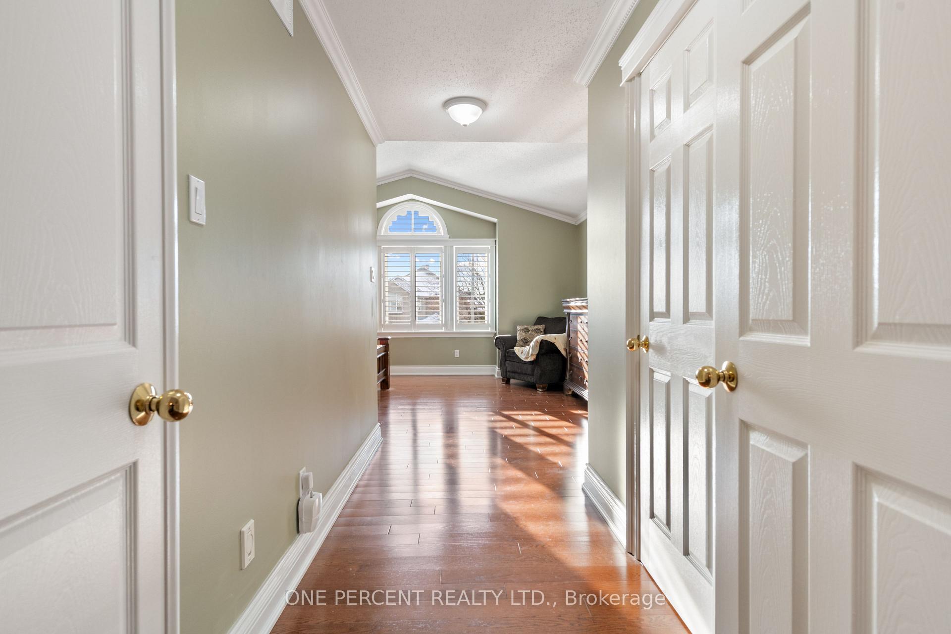 Photo 18 of 4157 Canyon Walk Drive, Ottawa, Riverside South/Gloucester Glen — HOMEH