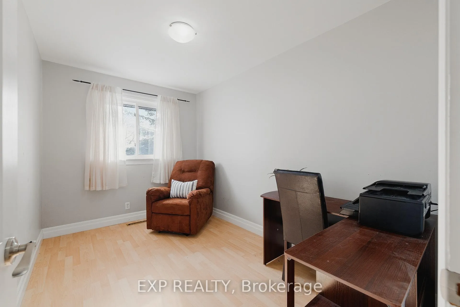 Photo 12 of 1080 Henry Street, Wellesley — HOMEH